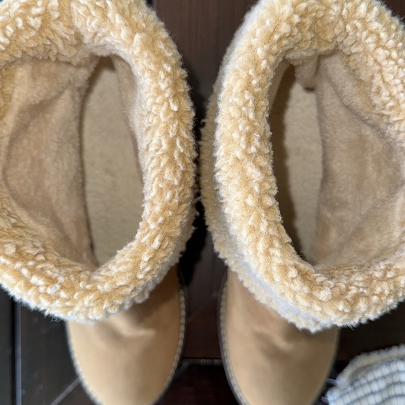 Faux Suede Ankle Boots with Fur Lining Lug Sole Sz 9 - Picture 9 of 11